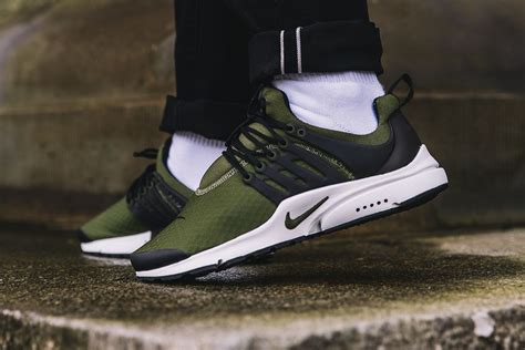 nike air presto essential herren grün|Mens Green Presto Shoes (1) .